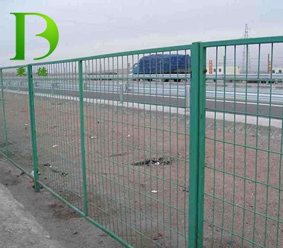 高速公路护栏网